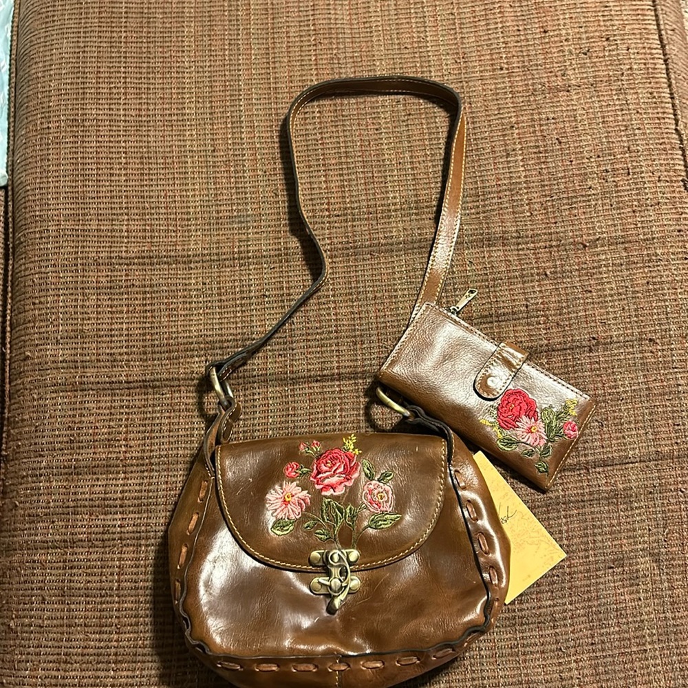 Patricia Nash Micaela Handbag with Matching Wallet